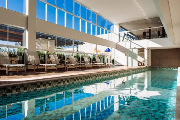 Piscina coberta aquecida